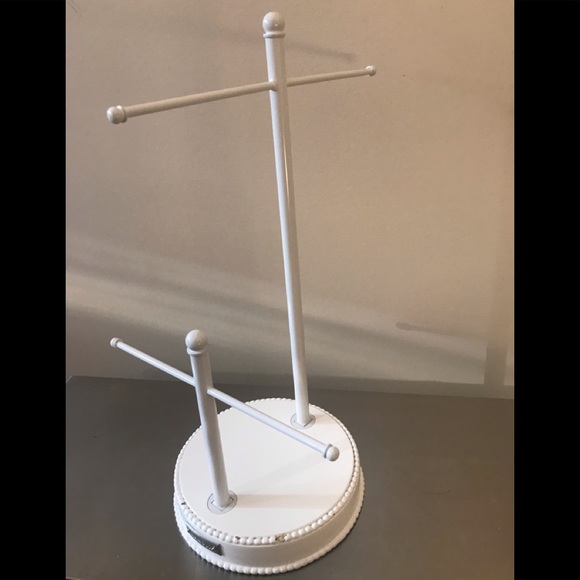 Stella & Dot necklace stand. - Picture 4 of 7